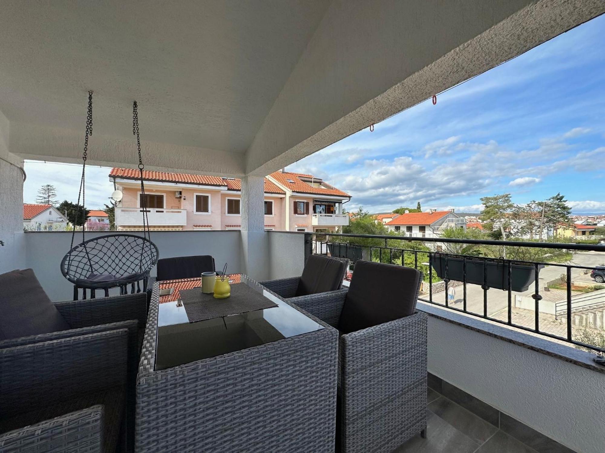 Apartments Hajl Krk Town Exterior foto
